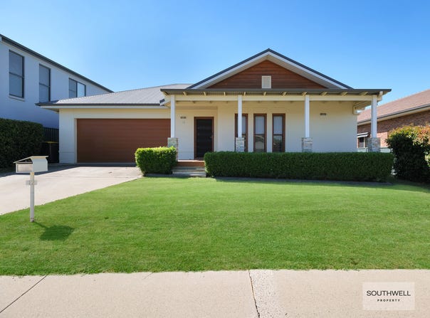 12 The Heights, Tamworth, NSW 2340
