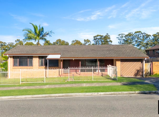 2 Robinson Close, Lurnea, NSW 2170