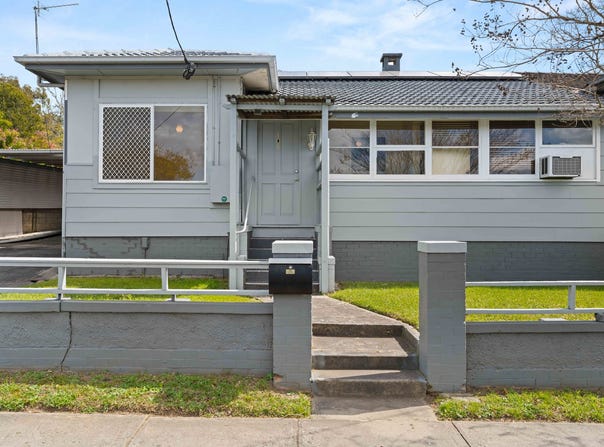 105 Kinghorne Street, Nowra, NSW 2541