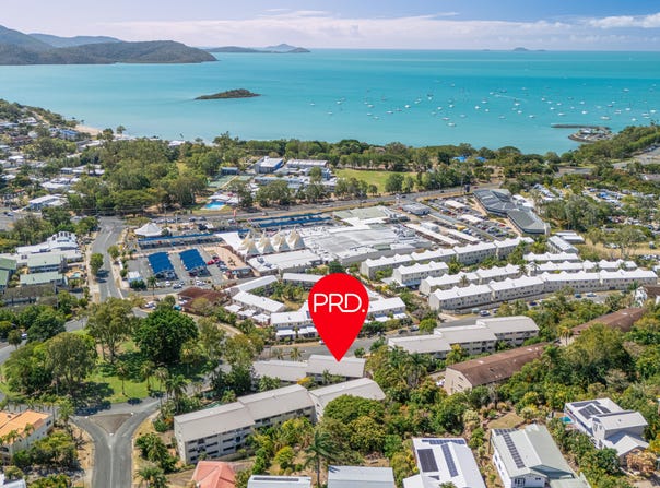 5/2 Eshelby Drive, Cannonvale, Qld 4802