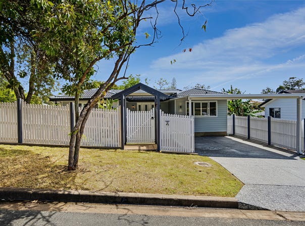 1/10 Kookaburra Street, Birkdale, Qld 4159