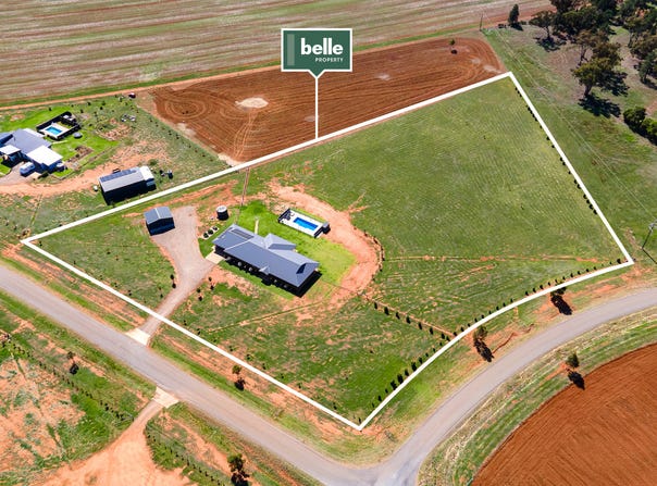 36 Moses Road, Coolamon, NSW 2701