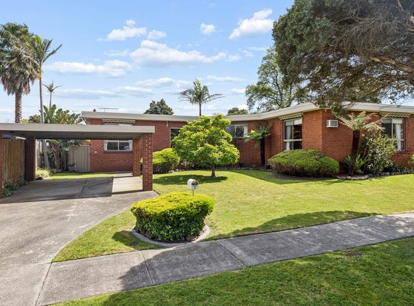 8 Toorak Drive, Dingley Village, Vic 3172