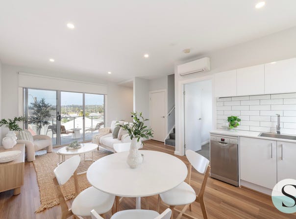 4/104 Brunker Road, Adamstown, NSW 2289