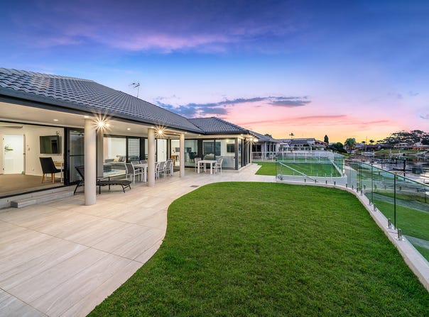 80 Commodore Crescent, Port Macquarie, NSW 2444