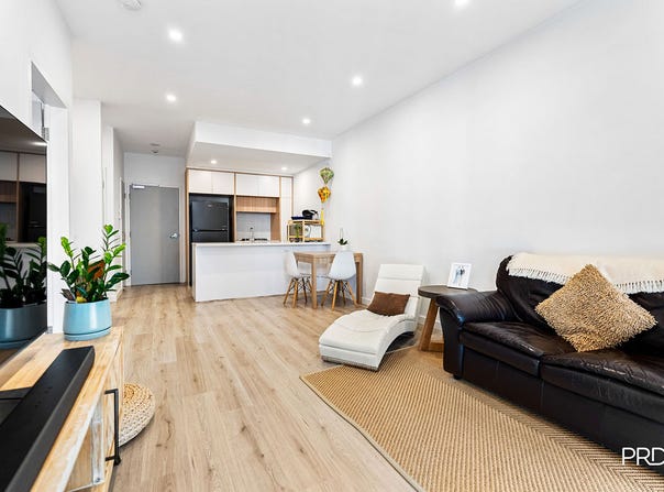 407/81A Lord Sheffield Circuit, Penrith, NSW 2750