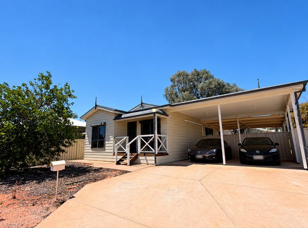 27 Callitris Circuit, Roxby Downs, SA 5725