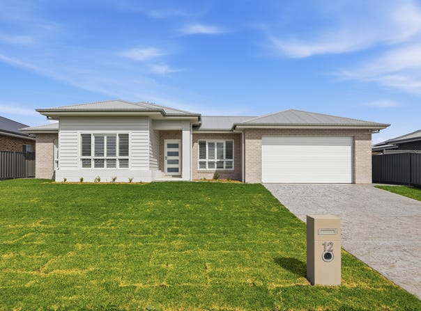 12 Muscat Close, Tamworth, NSW 2340