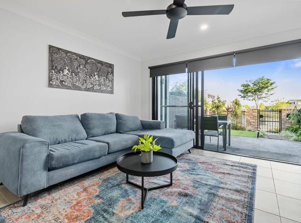 42 Central Avenue, Nirimba, Qld 4551