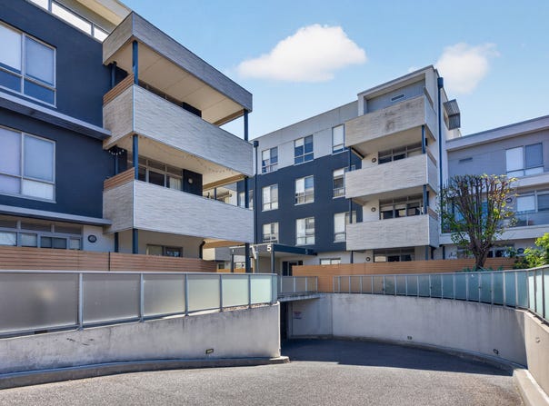 206/5 Sandbelt Close, Heatherton, Vic 3202