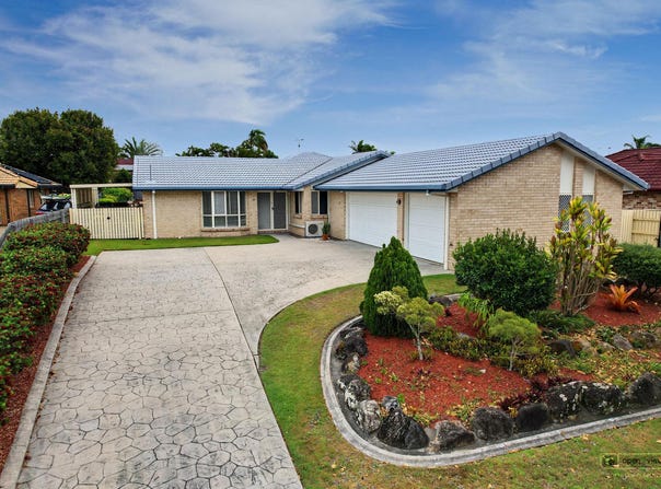 21 PACIFIC DRIVE, Banksia Beach, Qld 4507