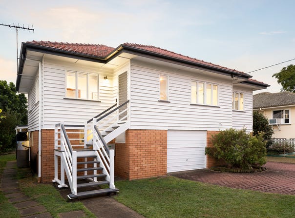 318 Saint Vincents Road, Banyo, Qld 4014