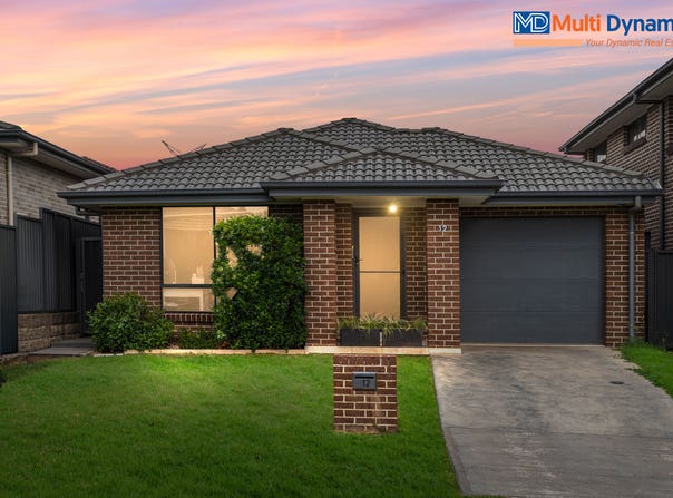 12 Leeuwin Road, Gregory Hills, NSW 2557