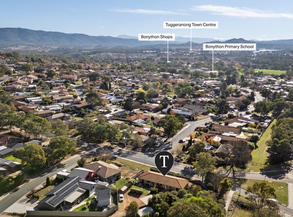 5A & 5B Noarlunga cres, Bonython, ACT 2905