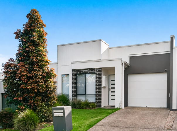 35 Huon Place, Hillcrest, Qld 4118