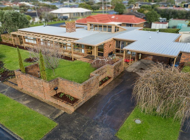1 BALMORAL STREET, Portland, Vic 3305