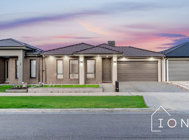 77 Reef Circuit, Clyde, Vic 3978