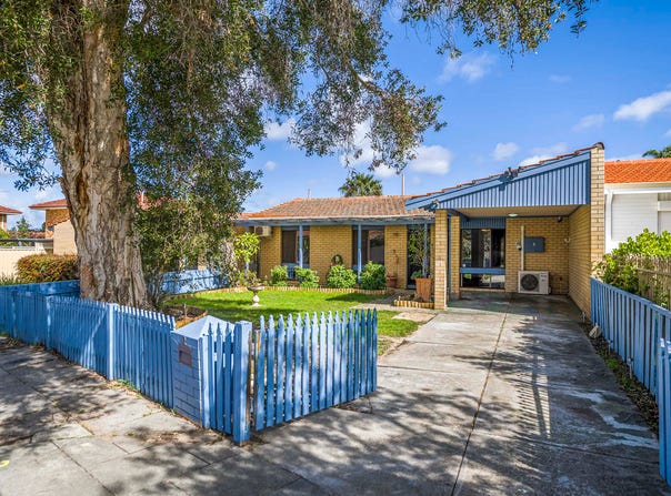 2 Dalmatia Place, Como, WA 6152