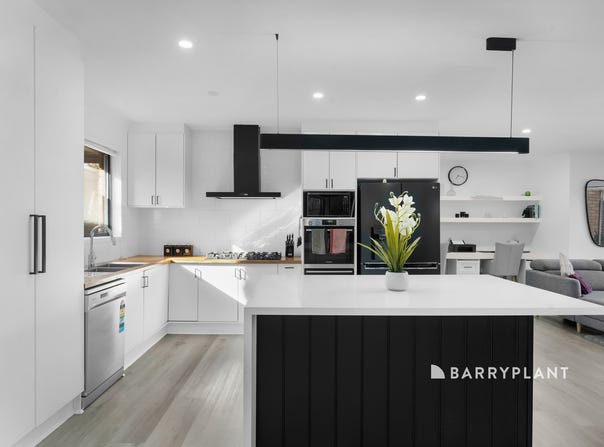 99 Norfolk Drive, Narre Warren, Vic 3805