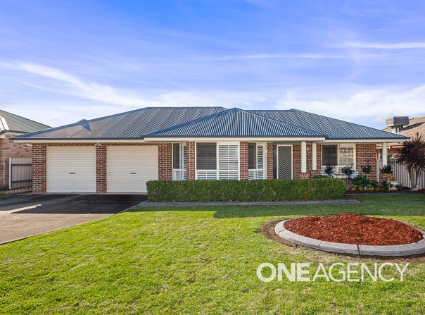 6 WOOMERA PLACE, Glenfield Park, NSW 2650