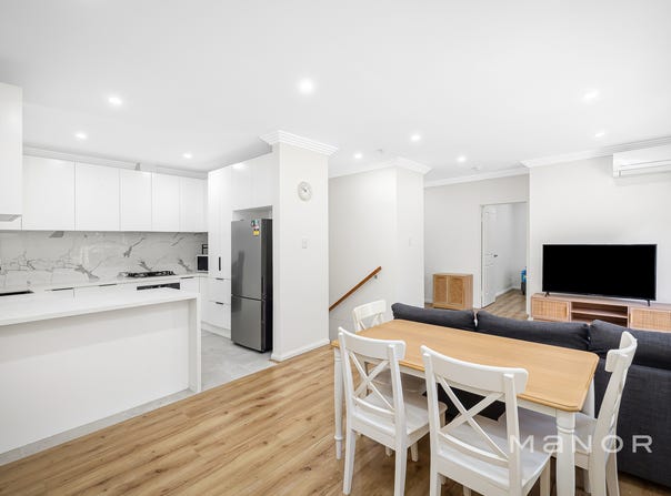 2/37-45 Jenner Street, Baulkham Hills, NSW 2153