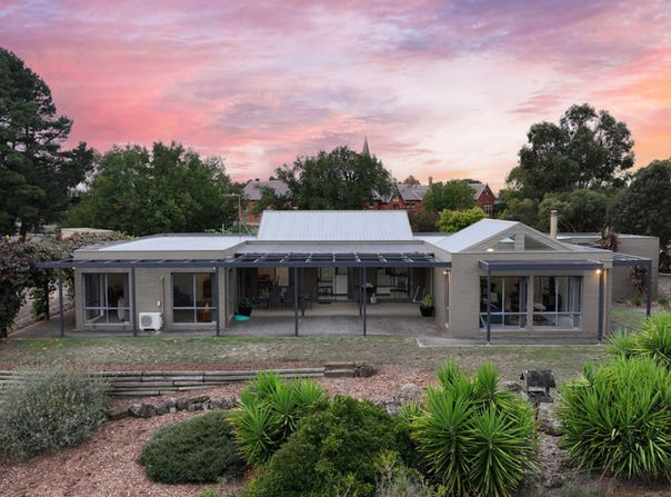 7 Cameron Street, Clunes, Vic 3370