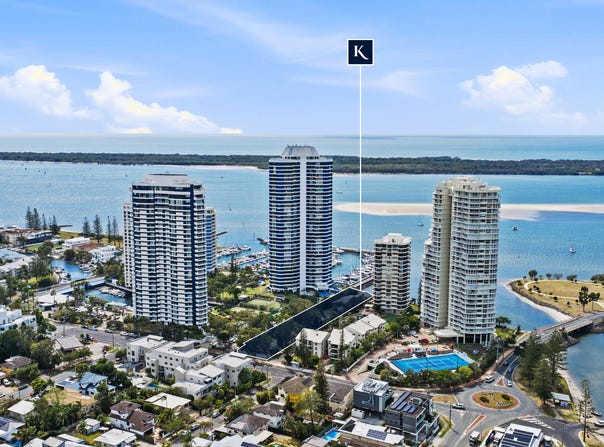13-15 Bayview Street, Runaway Bay, Qld 4216