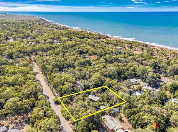 26 Plum Tree Crescent, Moore Park Beach, Qld 4670
