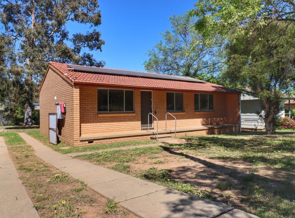 36 Pridham Street, Cowra, NSW 2794