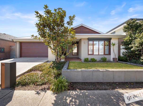 35 Serene Way, Clyde North, Vic 3978