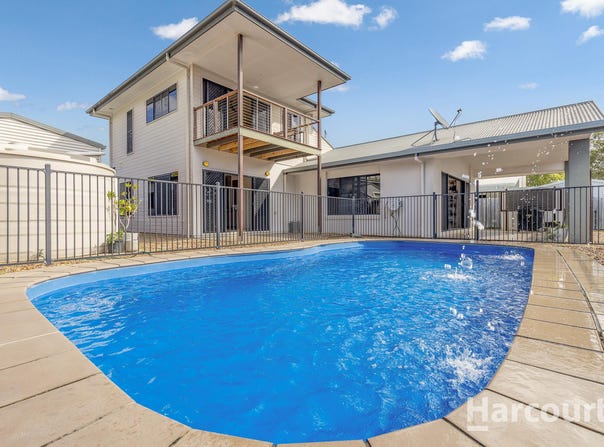 16 Fraser Waters Parade, Toogoom, Qld 4655