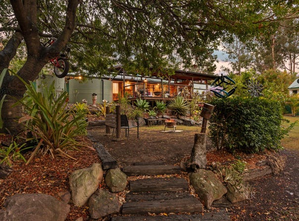 42-44 Errol Court, Cedar Grove, Qld 4285