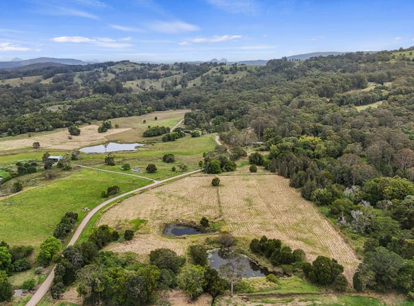 232 Stewart Rd, Coondoo, Qld 4570
