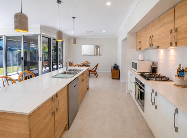 9 Flat Top Drive, Woolgoolga, NSW 2456