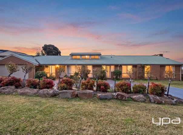 33 Pamela Court, Darley, Vic 3340