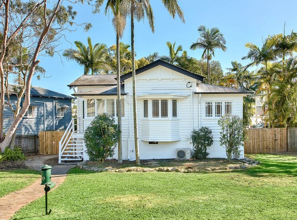 70 Ninth Avenue, Kedron, Qld 4031