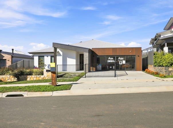 13 Candish Street, Googong, NSW 2620