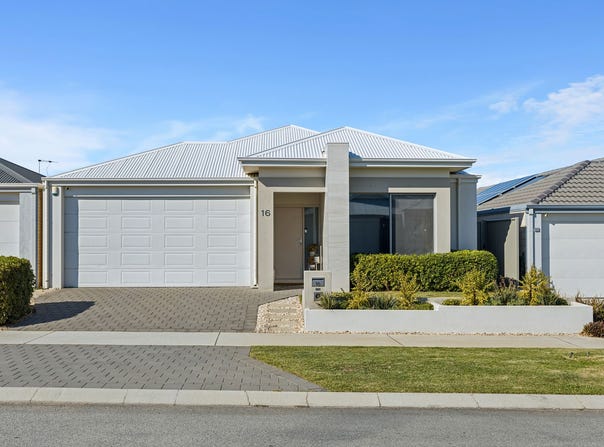 16 Commodore Avenue, Clarkson, WA 6030