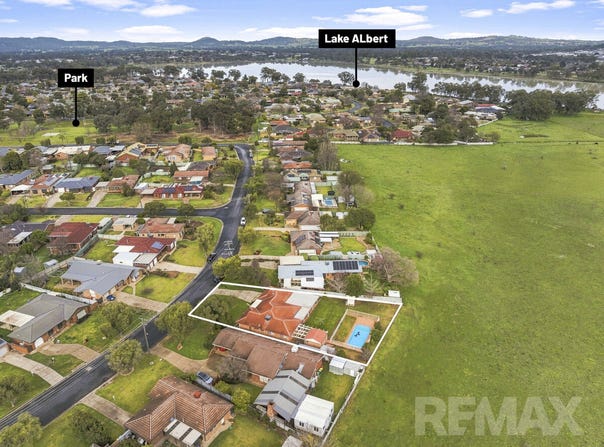 27 Maple Road, Lake Albert, NSW 2650
