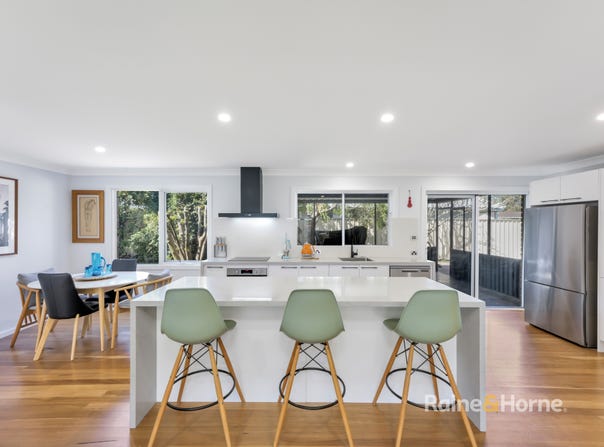 2 Gilwah Street, Woy Woy, NSW 2256