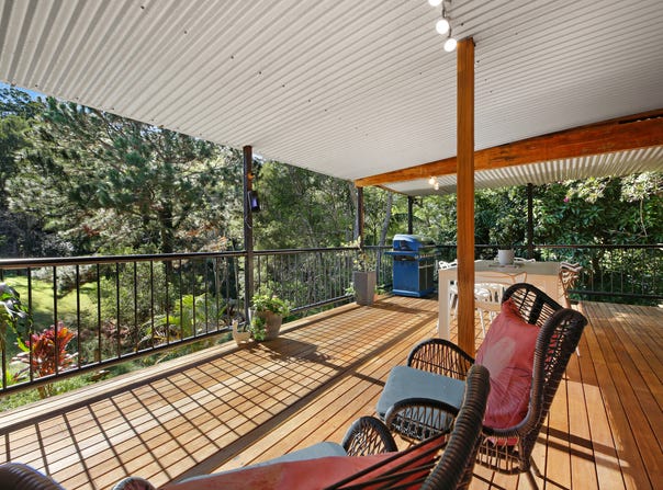 27 North Road, Lower Beechmont, Qld 4211