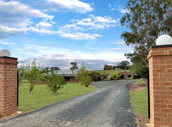 80 Normans Road, Young, NSW 2594