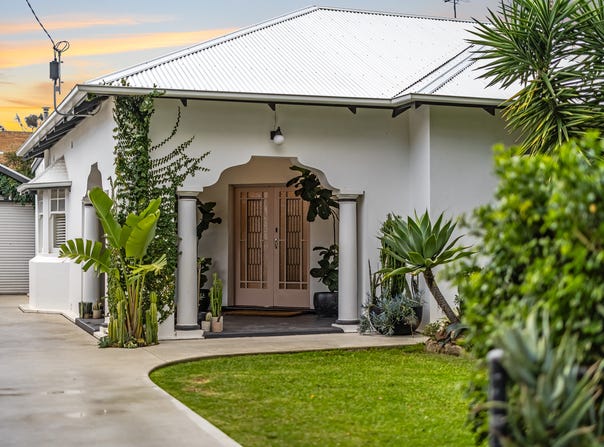 18 Hillsley Avenue, Everard Park, SA 5035