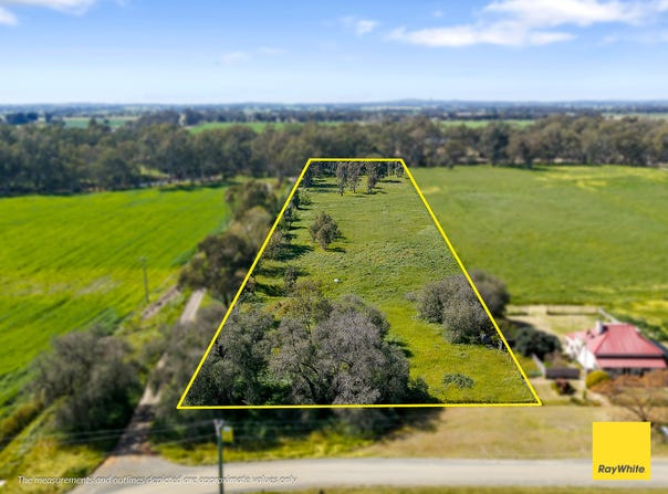 112 Campaspe Street, Elmore, Vic 3558