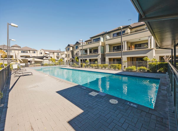 17/1 Sunlander Drive, Currambine, WA 6028