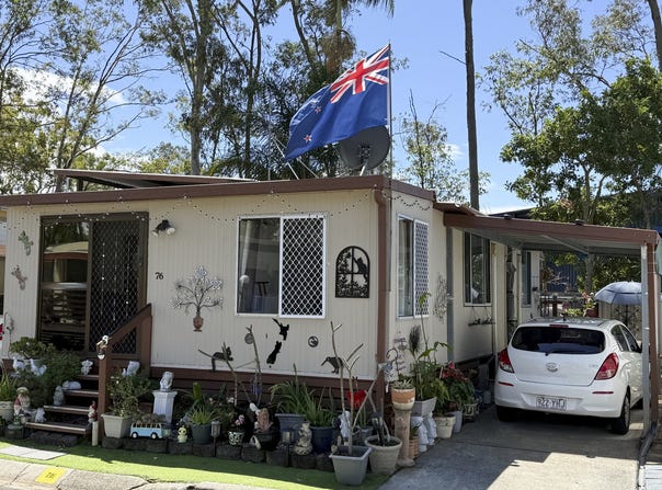 76A/570 Pine Ridge Road, Coombabah, Qld 4216