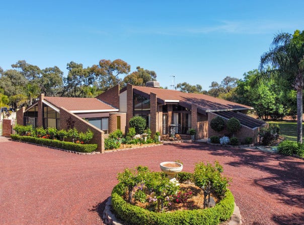 4805 Murray Valley Highway, Castle Donnington, Vic 3585
