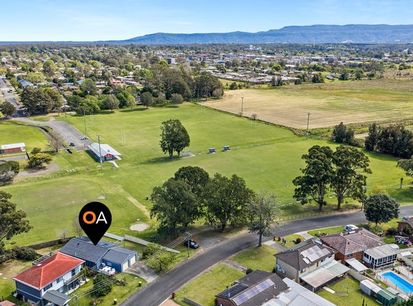 11 Amalfi Crescent, Nowra, NSW 2541