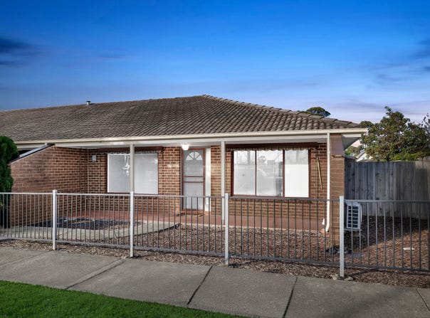 1/14 Codrington Street, Cranbourne, Vic 3977