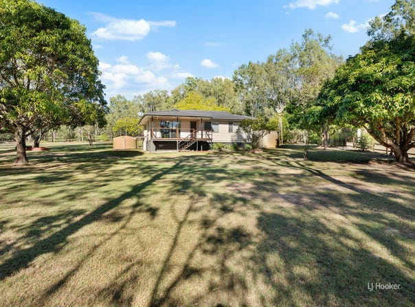 153 Pine Crescent, Esk, Qld 4312
